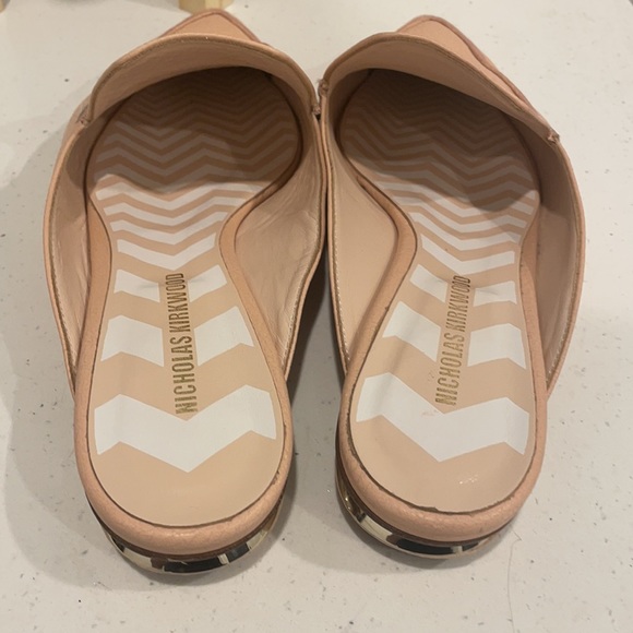 Nicholas Kirkwood Beya Mules in Powder (soft pink) - Picture 7 of 12